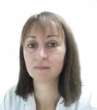 Dra. Adriana Alesso